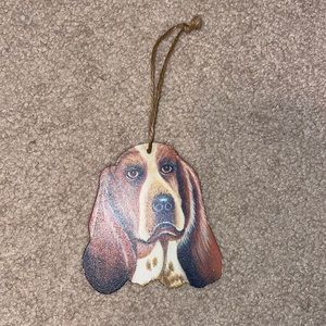 Metal Bassett hound ornament